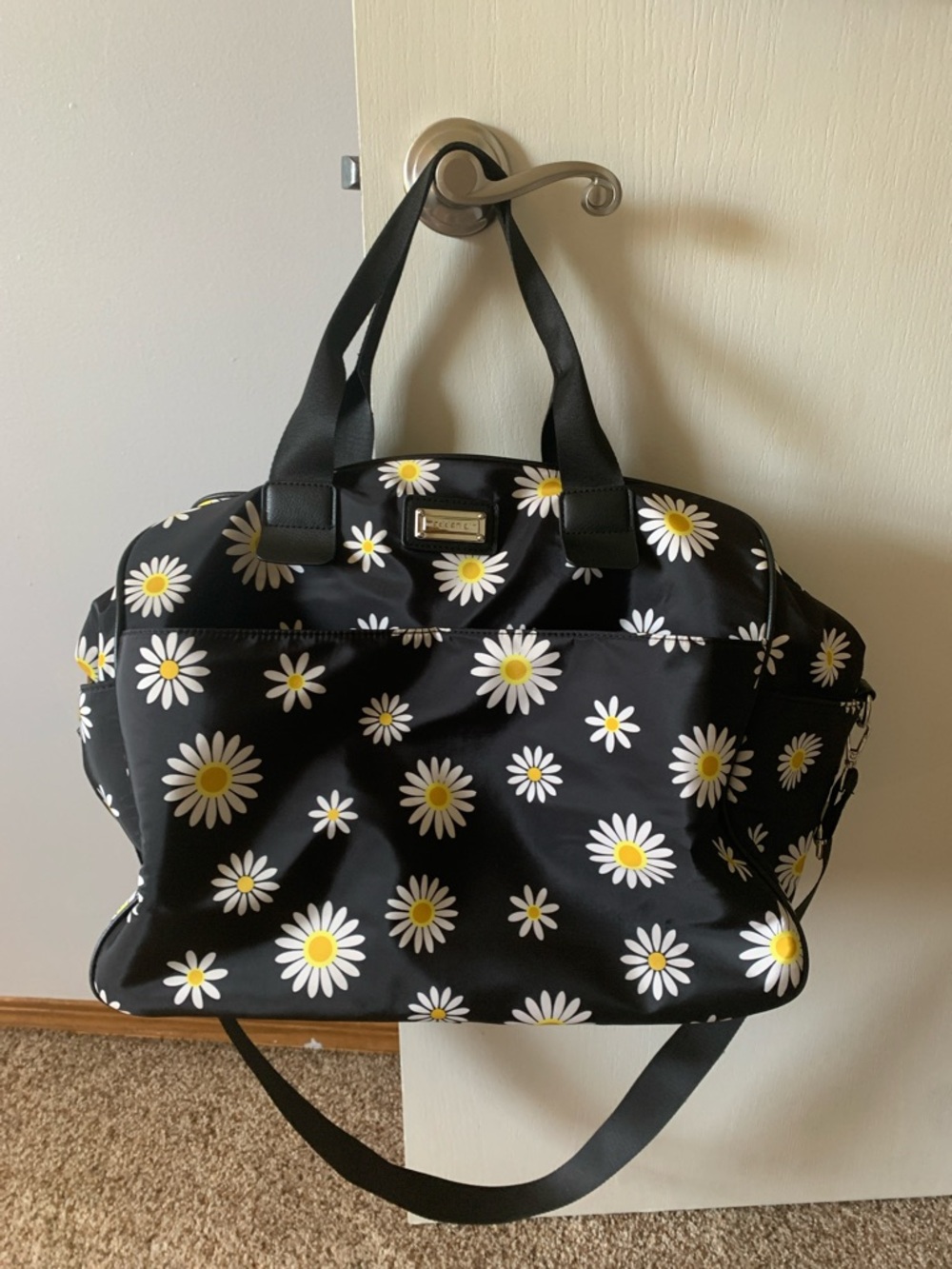 Madden Girl Black Daisy Print Travel Weekender